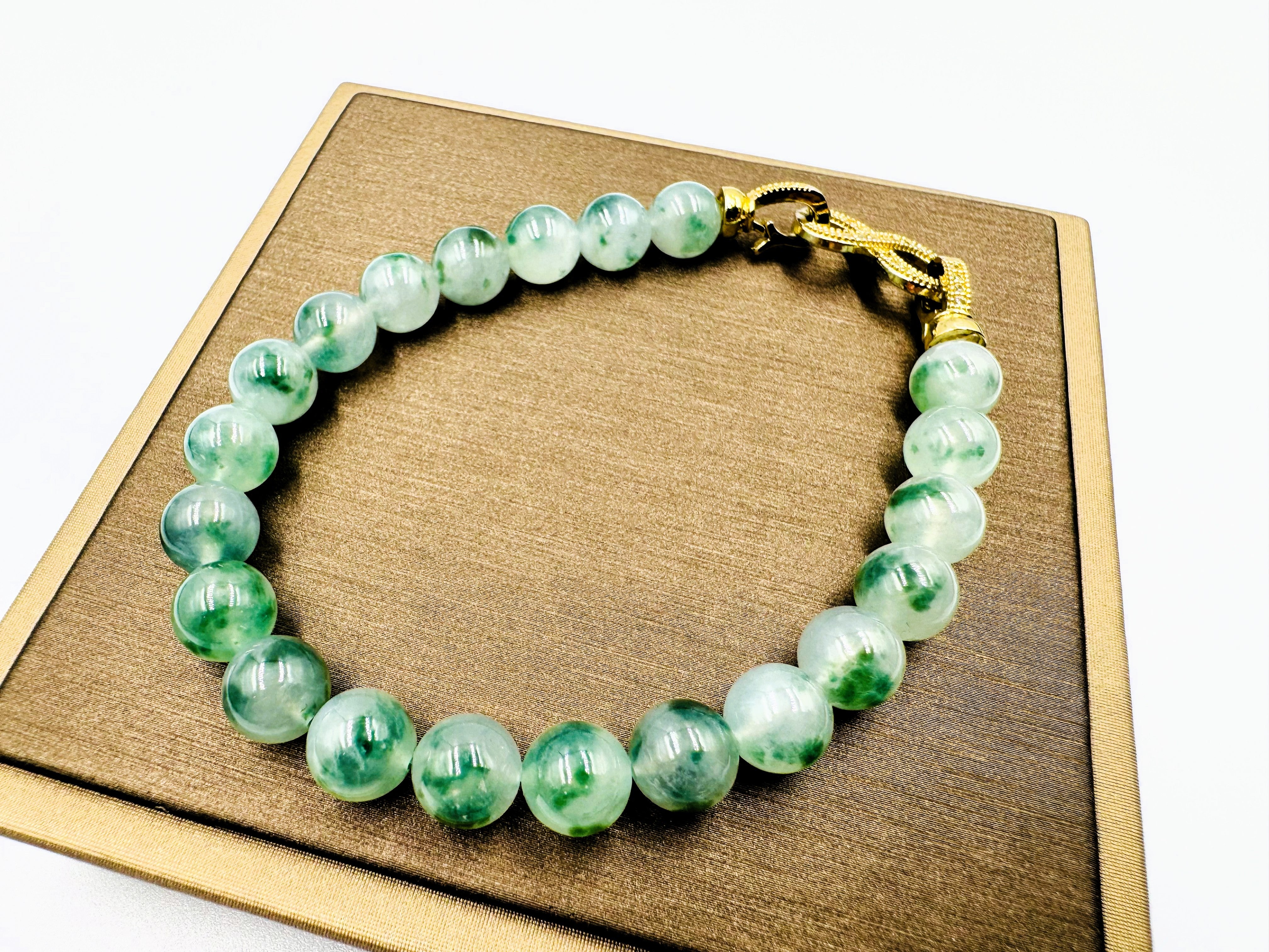 冰绿飘花翡翠手串– Sheryl's Jadeite