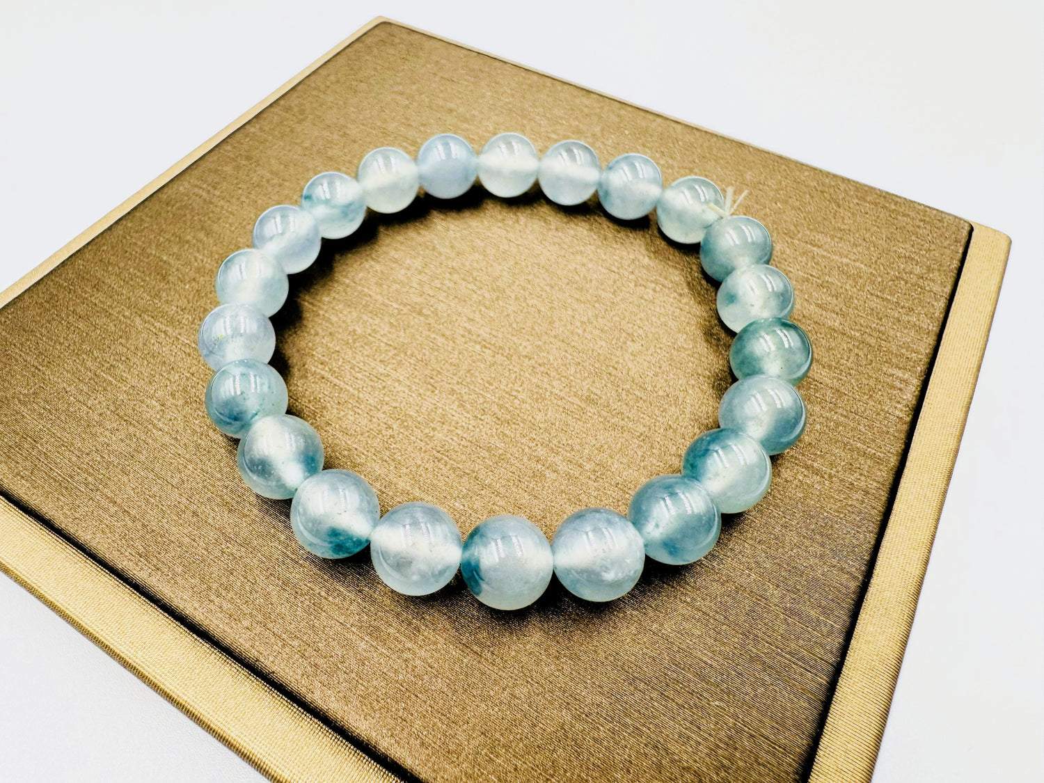 天空蓝翡翠手串